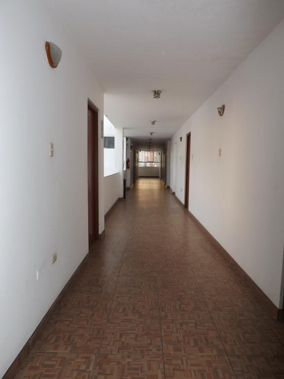 Venecia Hotel Carrion Trujillo Extérieur photo