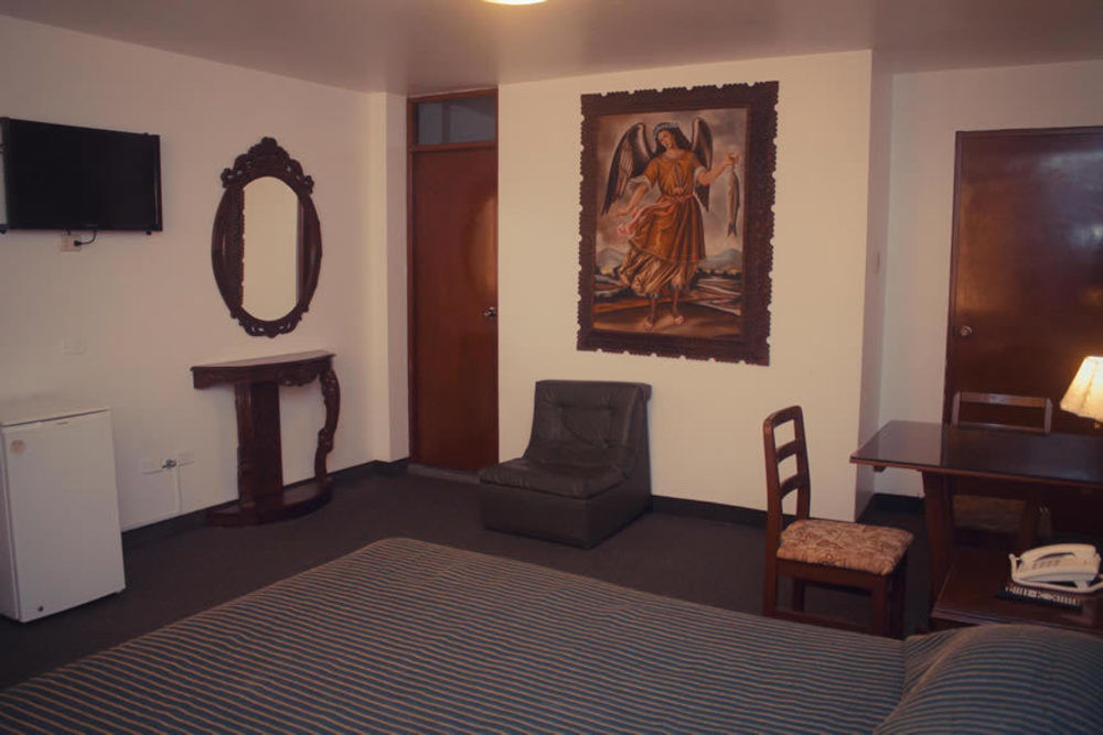Venecia Hotel Carrion Trujillo Extérieur photo